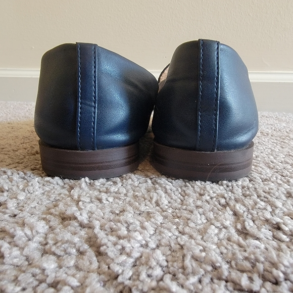 Loft OUTLET Navy and Gold Loafers - Picture 11 of 11